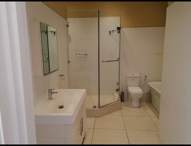 2 BEDROOM APARTMENT TO LET IN POINT WATERFRONT
